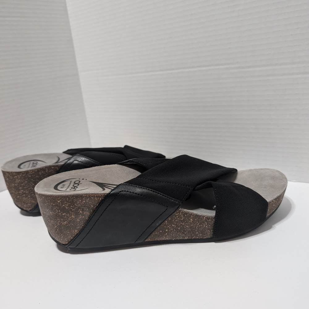 Abeo Black and Brown Wedge Sandals